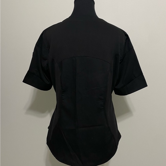 Slim Fit Scrub Top - Picture 6 of 8